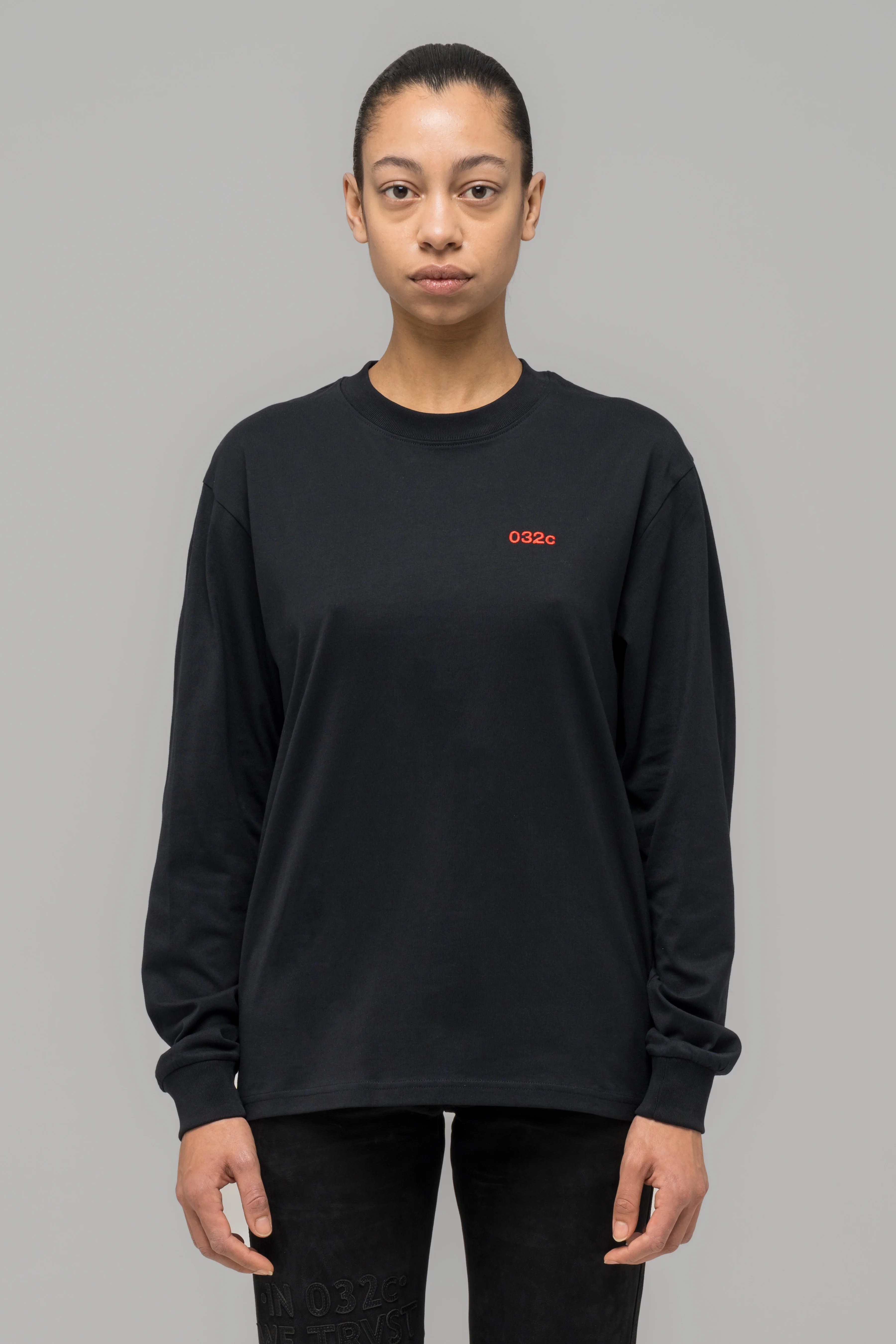 "032c CLASSICS" LONGSLEEVE - Image 4