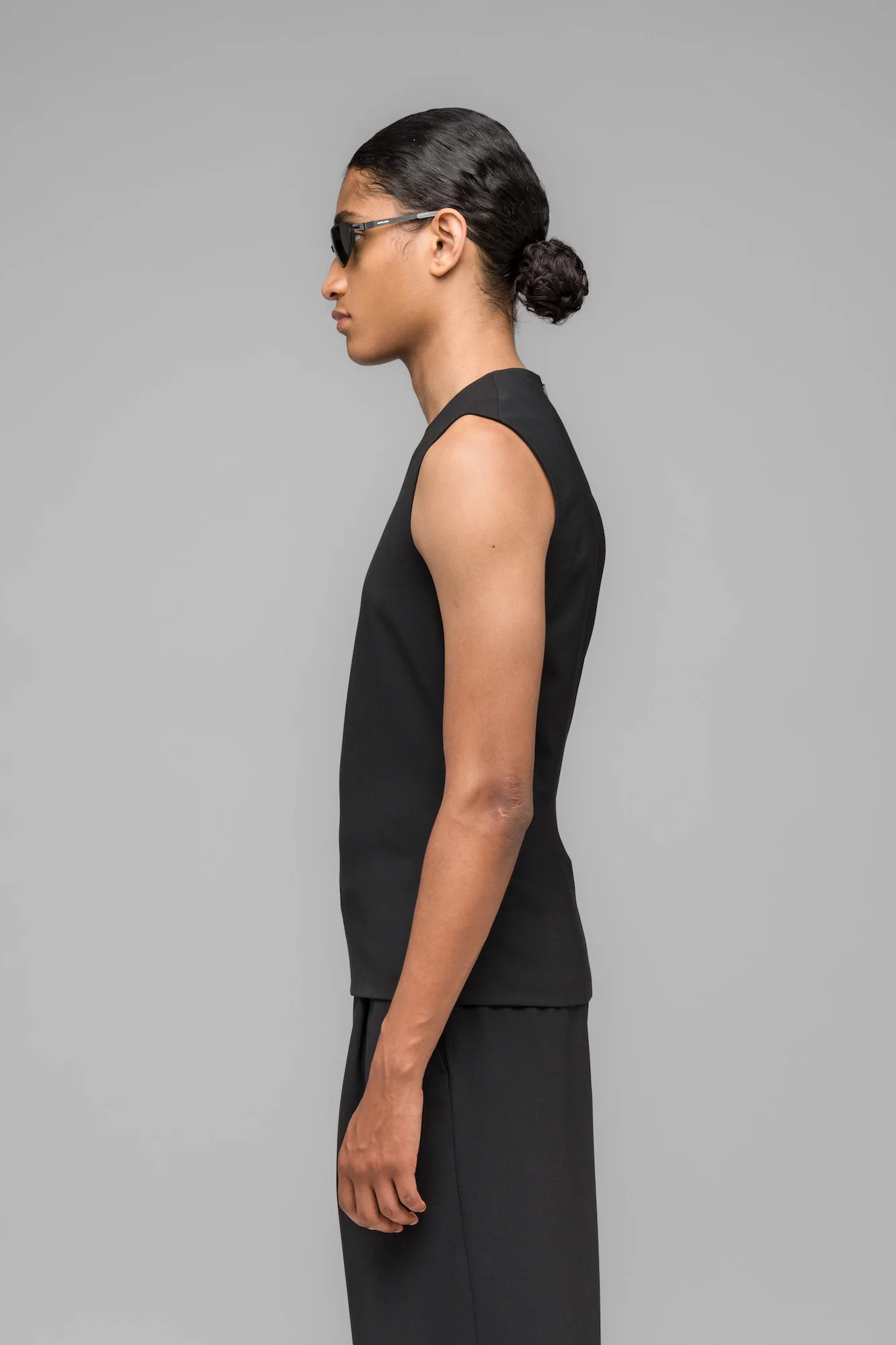 "032c OFFICE ATTIRE" CROPPED SUIT SHELL - Image 3