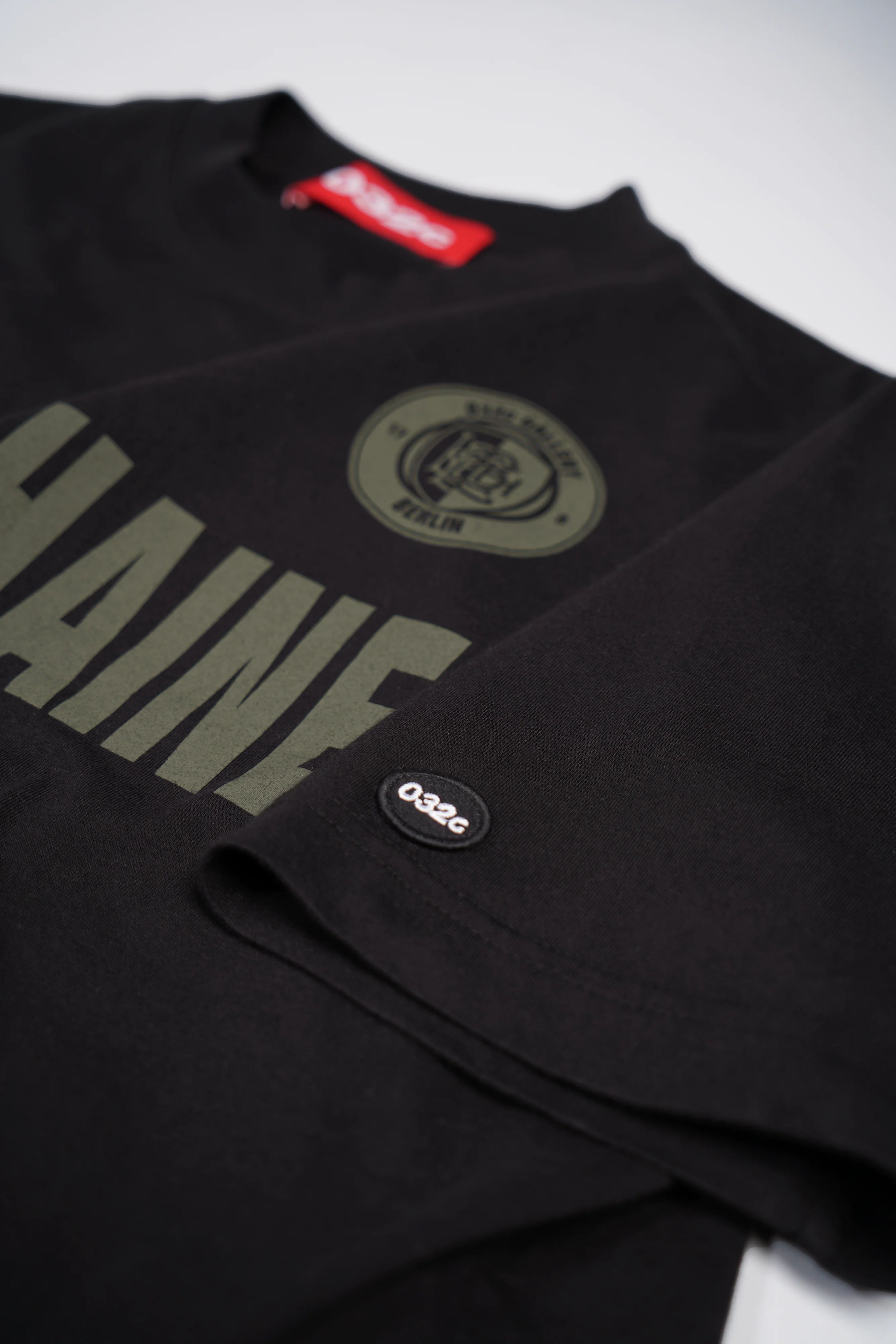 "BLACKHAINE" T-SHIRT - Image 3