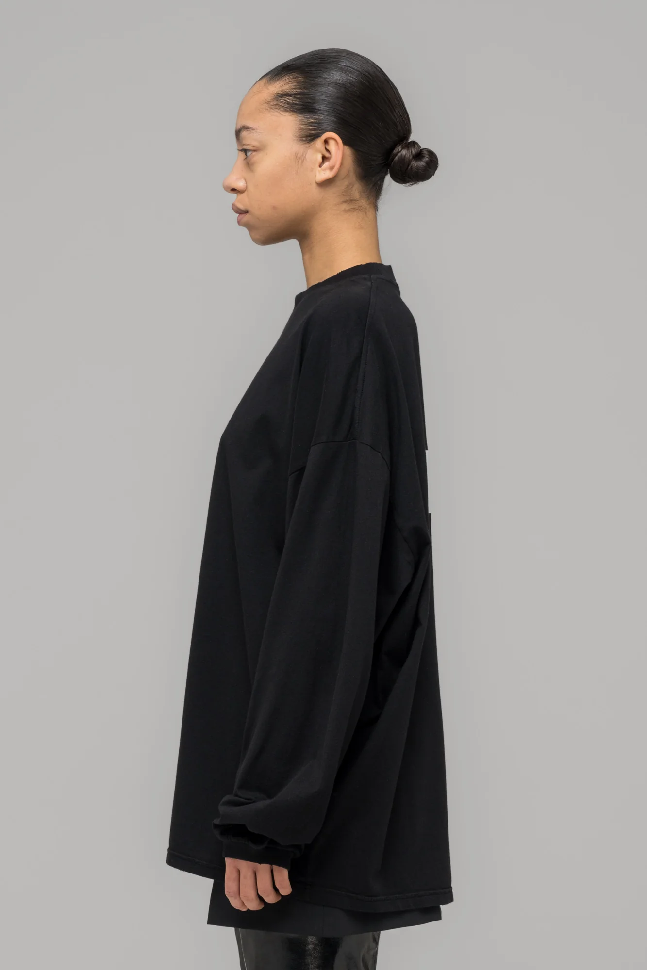 "FAINTING CROSS" OVERSIZED LONGSLEEVE - Image 3