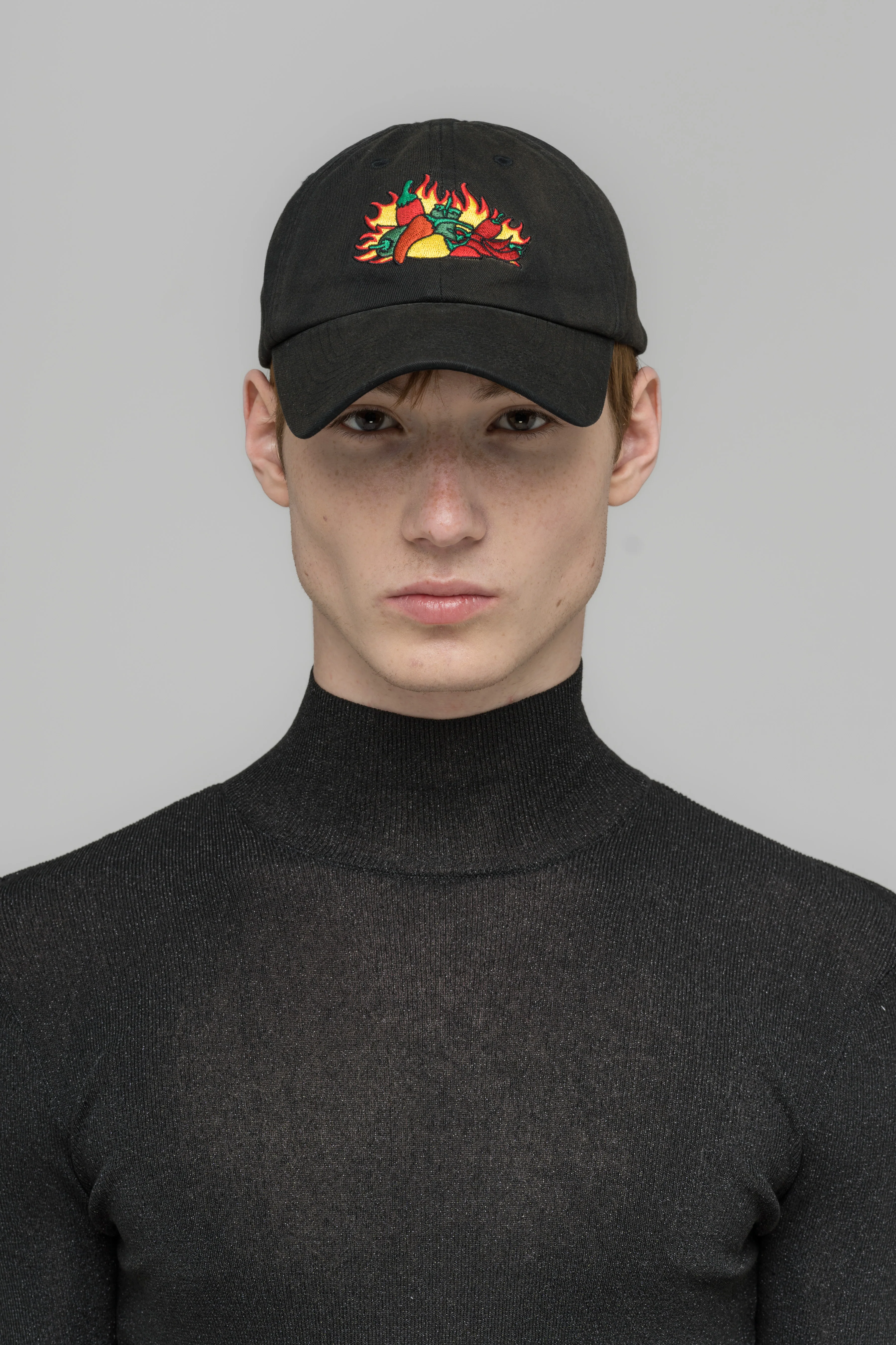 CAP WITH EMBROIDERY - Image 4