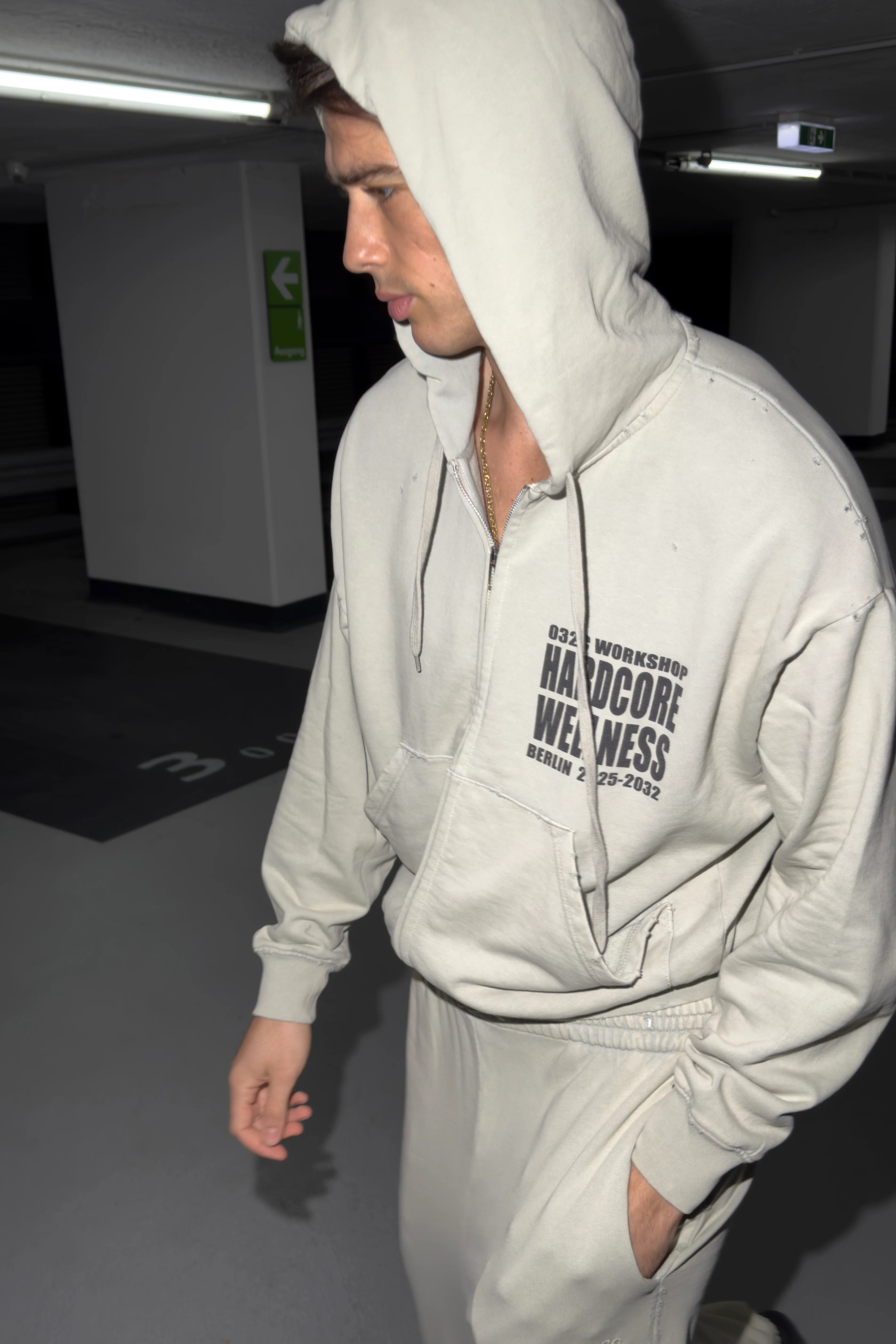 ZIP-UP "HARDCORE WELLNESS" - Image 3