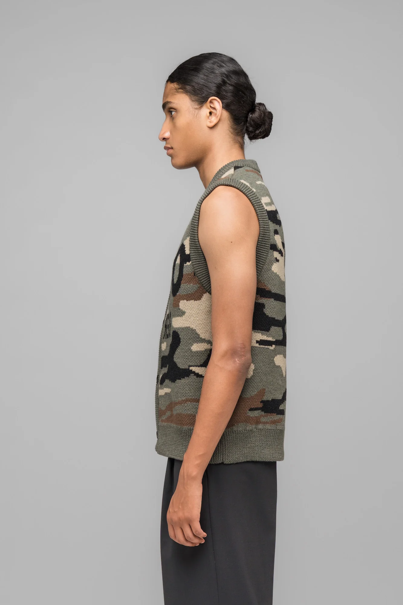 SELFIE VEST - Image 4