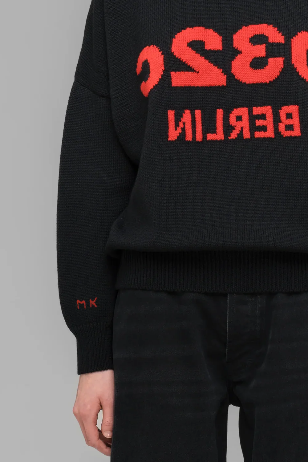 "SELFIE" SWEATER BLACK&RED - Image 5
