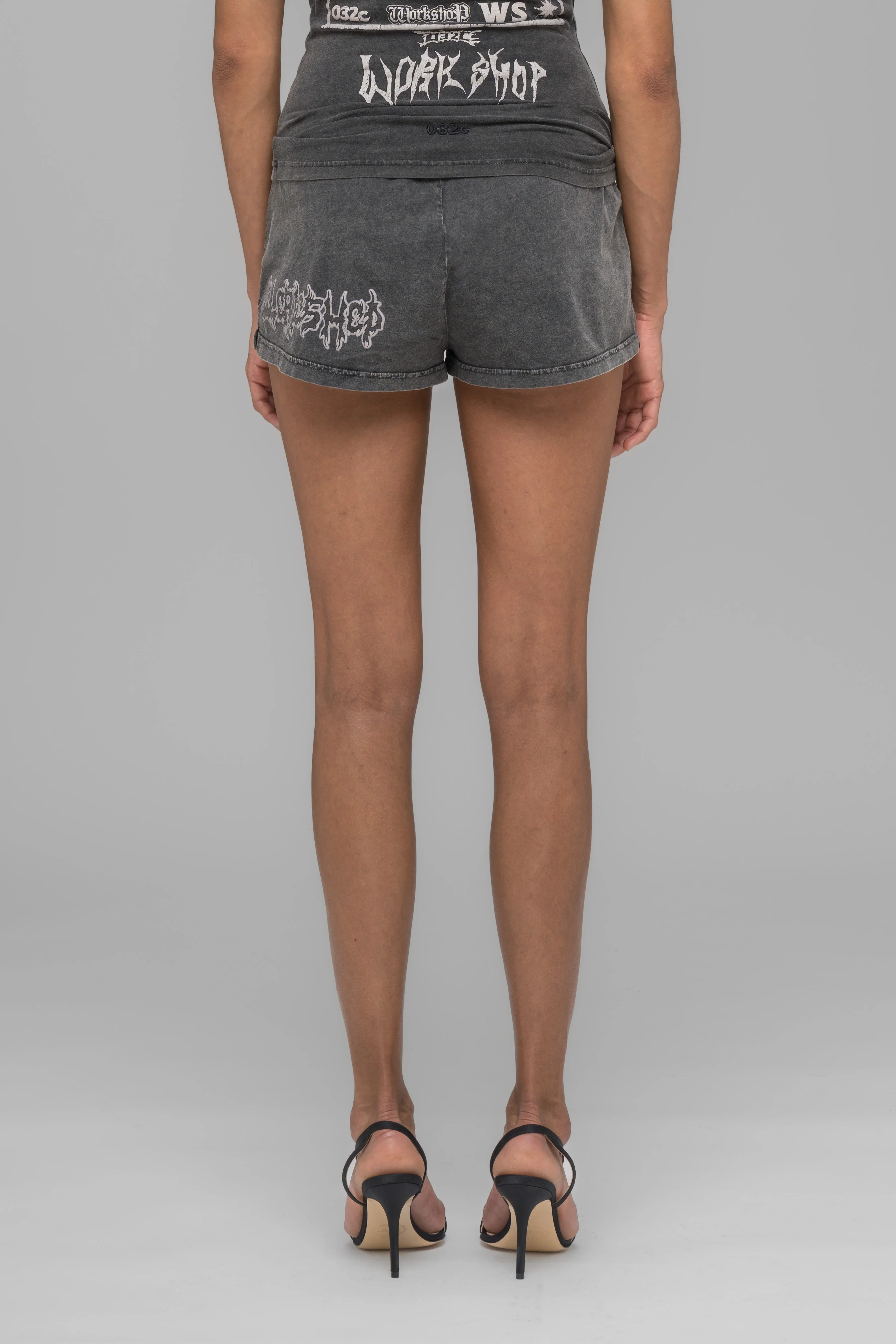 SHORTS WITH PRINT - Image 4